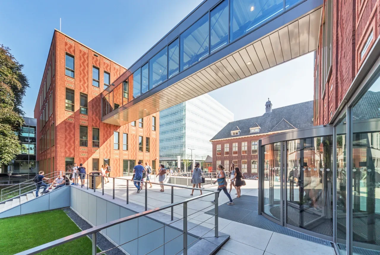 Voor een bezoek aan de Universiteit Twente
